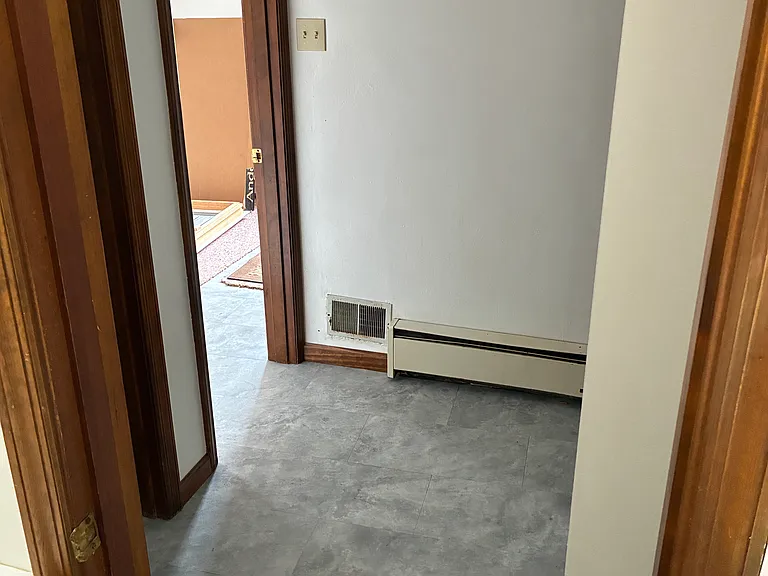 770 W Chestnut St #2 — Photo 2