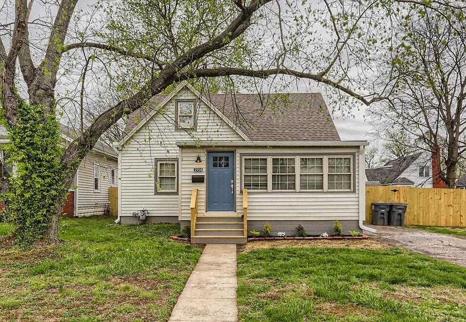 1st image of 2158 E Division St