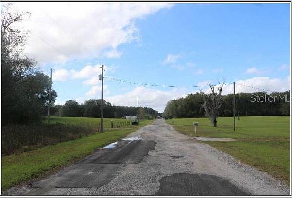 3rd image of Knotgrass Ct