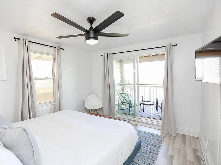 1210 W Ocean View Ave #2 — Photo 30