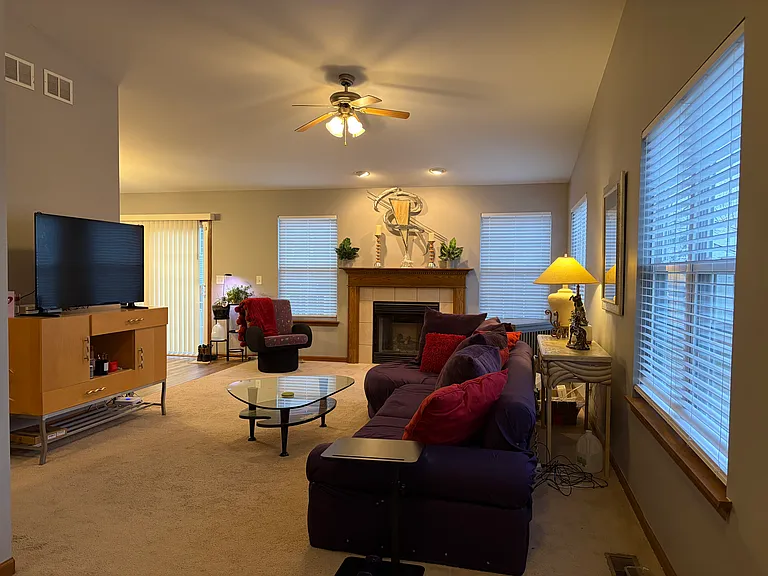 701 Blackstone Ct — Photo 10