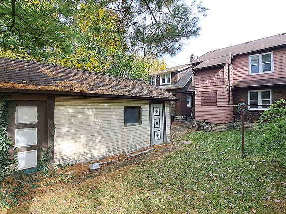 3rd image of 431 Randolph Ave