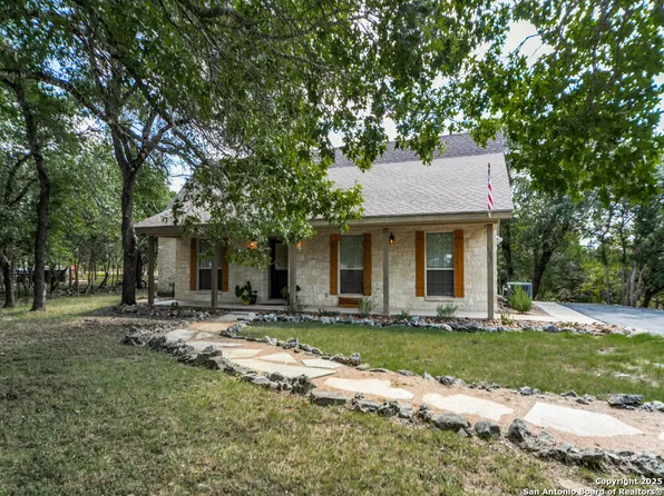 129 Mountain View Trail, Boerne, TX 78006