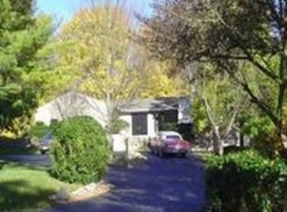 6858 Cloister Cliffs Dr, Middletown, OH
