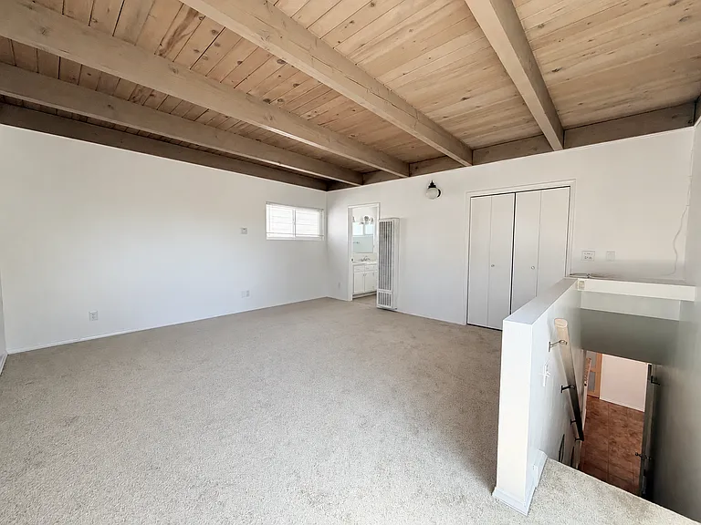 244 Rossmore Dr — Photo 10