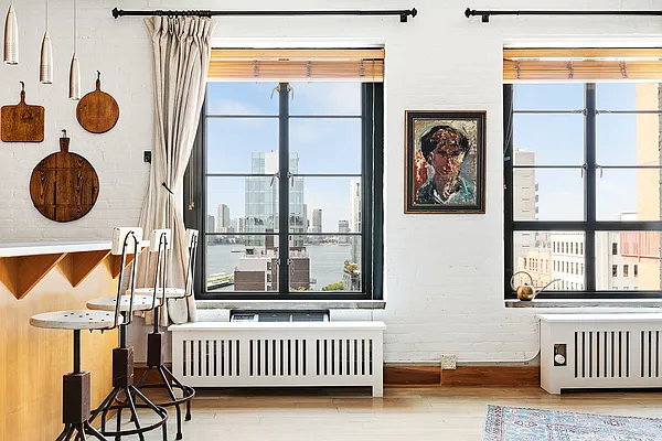 Sold by Compass | media 10