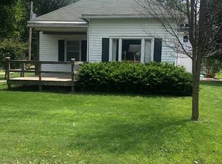 405 E Illinois St, Arthur, IL 61911