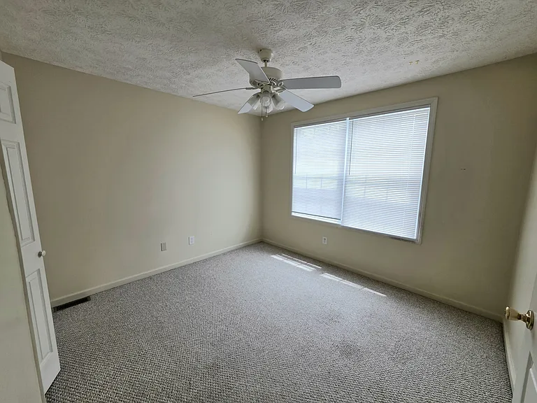 2871 S Walnut Street Pike — Photo 9