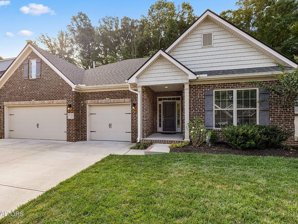 1st image of 10702 Bald Cypress Ln
