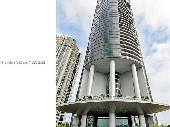 4th image of 18555 Collins Ave APT 4003