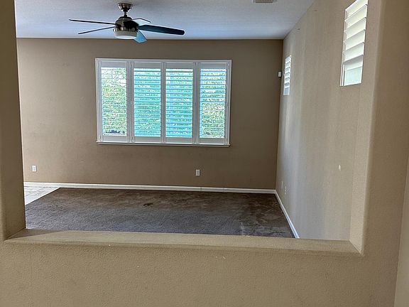 3rd image of 1709 Carswell Ln