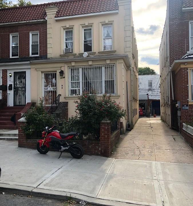 1st image of 3148 84th St