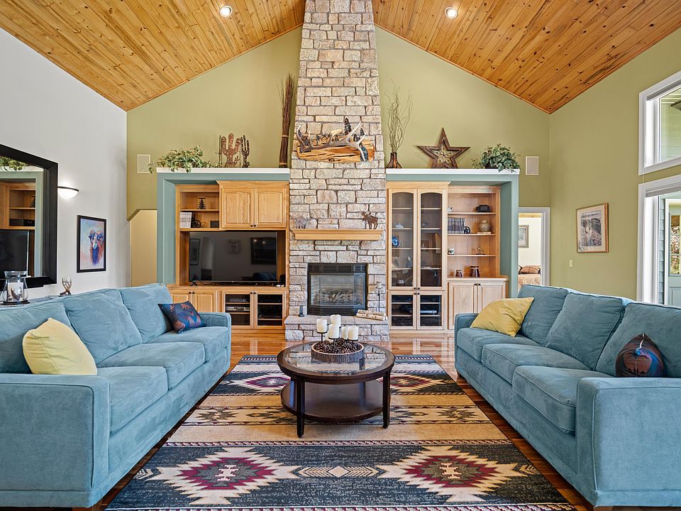 14211 Whitewater Loop, La Pine, OR 97739 Zillow