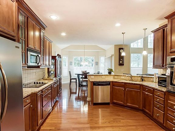 4th image of 5229 Leydorf Ln