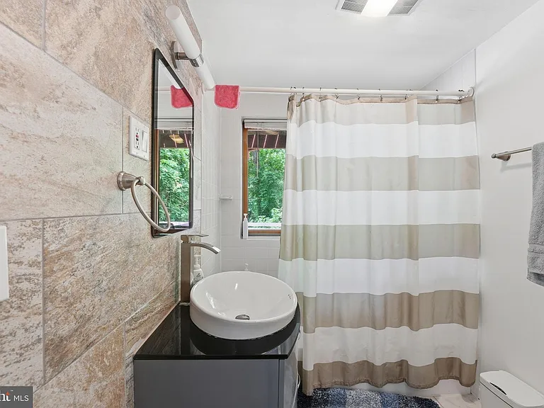 1476 Waggaman Cir — Photo 19