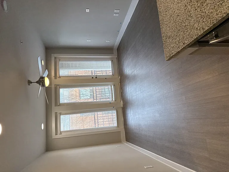 915 Glenwood Apartments on the Beltline — Photo 152