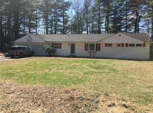 20 Crest Rd, Granby, CT 06035