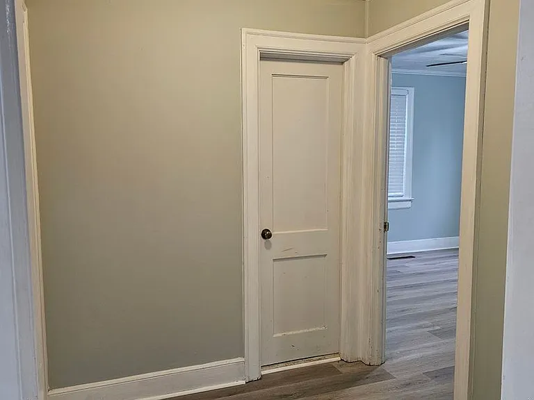 468 Hillcrest Ave — Photo 9