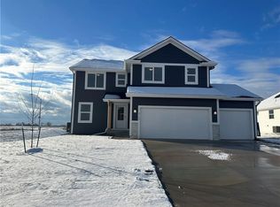 3142 9th Ave SW, Altoona, IA 50009