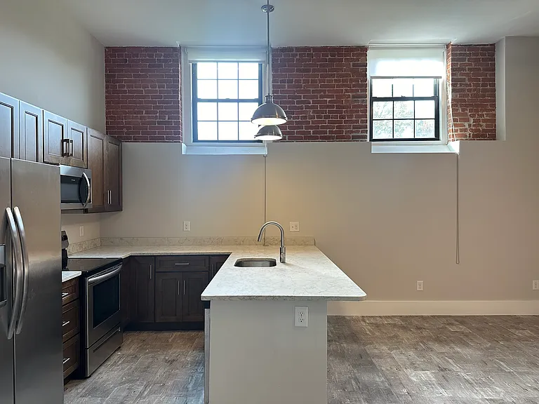 155 Ararat St #107 — Photo 4