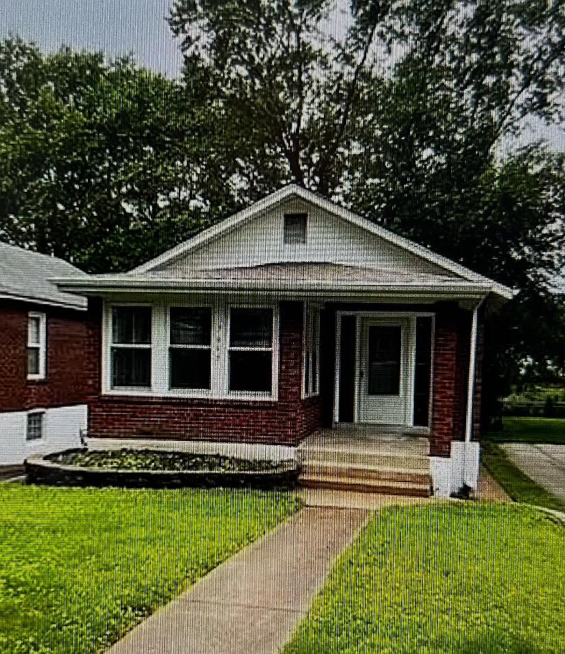 7665 Lindbergh Dr photo 1