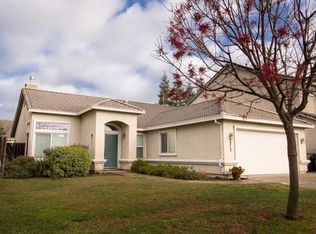 2213 Barger Way, Riverbank, CA 95367