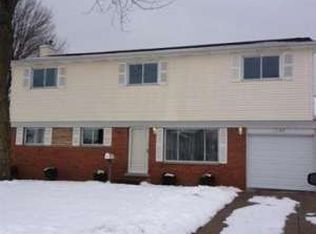 11182 Plumridge Blvd, Sterling Heights, MI 48313