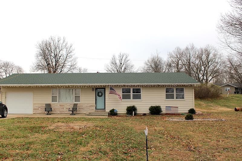 501 16th St, Valley Falls, KS 66088 MLS 2256167 Zillow