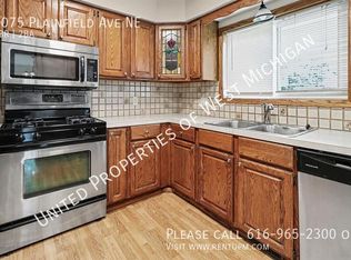3075 Plainfield Ave NE, Grand Rapids, MI 49505