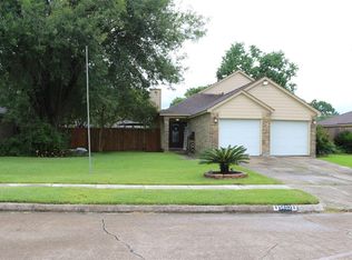 5403 Village Ln, Baytown, TX 77521