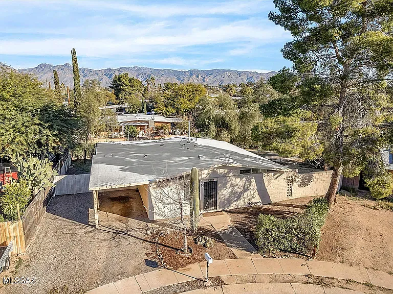 7931 E Malvern Pl — Photo 20