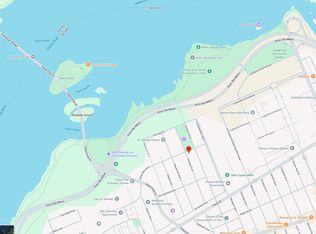 44 Clearview Ave, Ottawa, ON K1Y 2K5