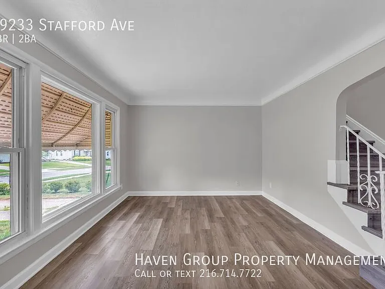 19233 Stafford Ave — Photo 4