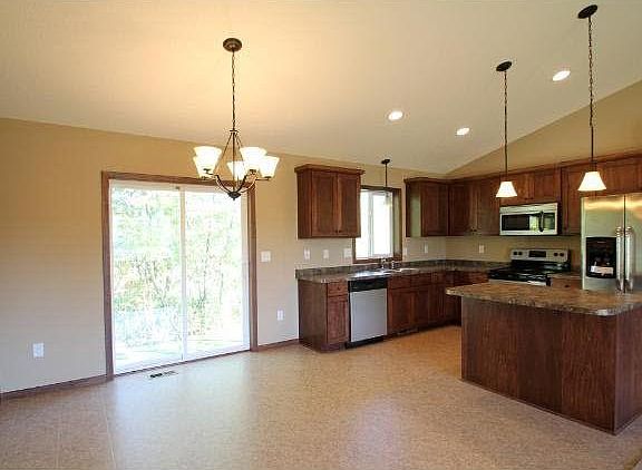 2nd image of 73x 102nd Avenue NE
