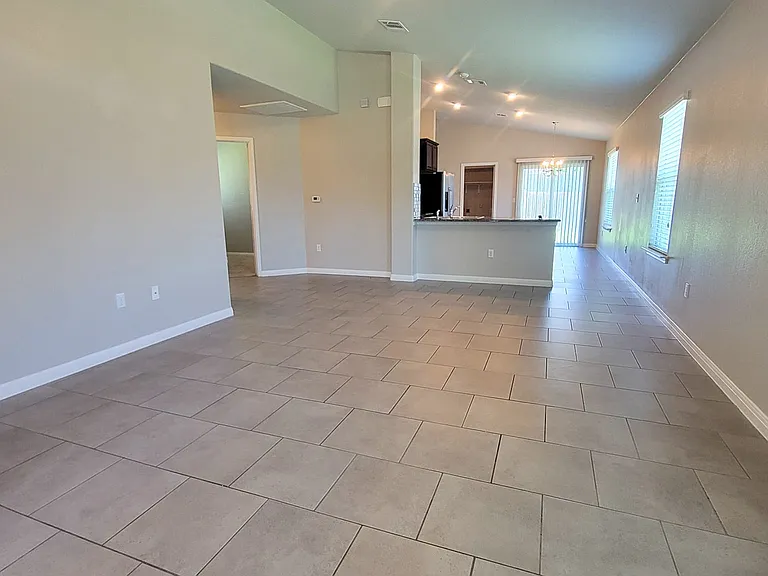 416 Purple Martin Ave — Photo 4