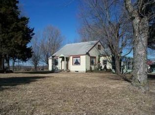 14571 Higginsville Rd, Lexington, MO 64067