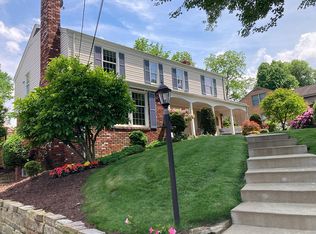 2137 Clairmont Dr, Pittsburgh, PA 15241