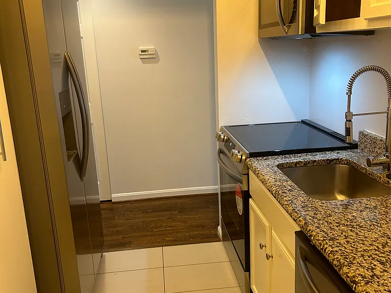 1416 S St NW #1 — Photo 5