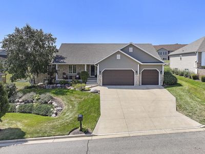 329 South Stone Ridge DRIVE, Lake Geneva, WI, 53147