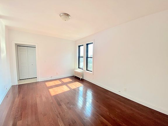 5th image of 780 E 2nd St #H3