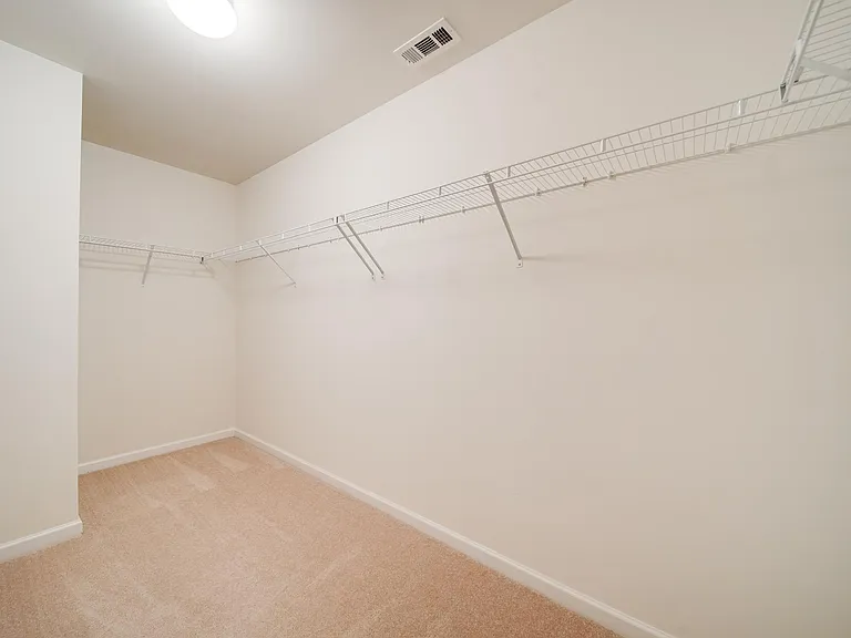 2074 Morton Dr — Photo 35