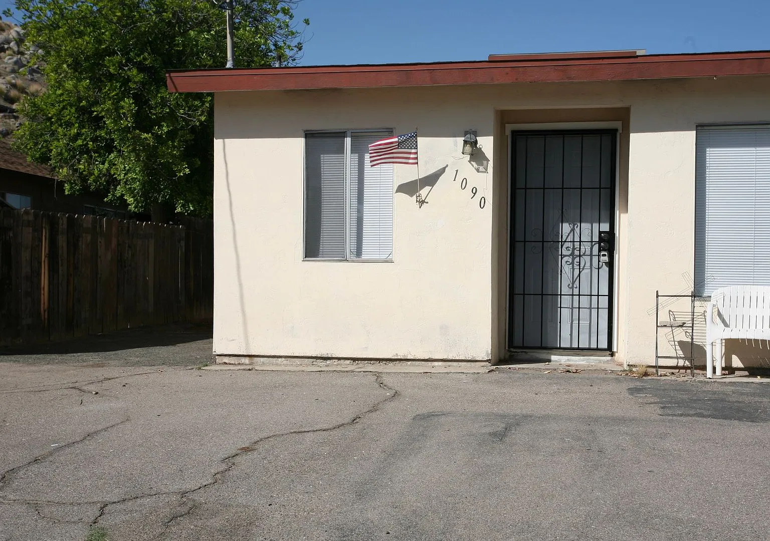Sumner 1090-92 — Photo 2