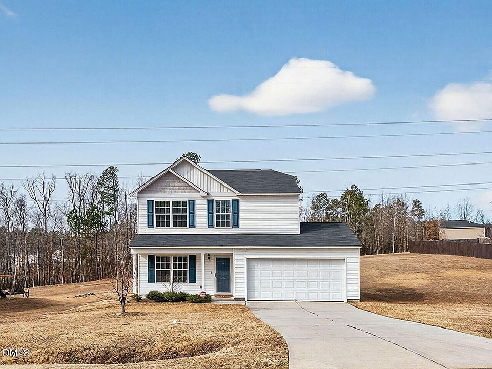 1st image of 813 Pitch Pine Dr