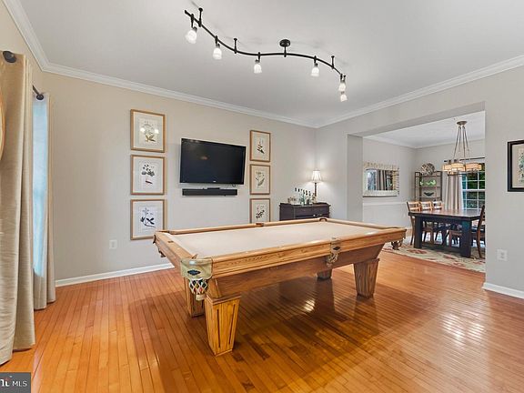 5th image of 125 Statesman Rd