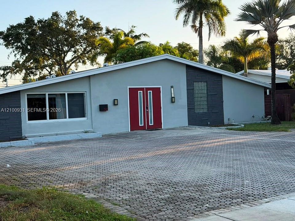 1st image of 3161 Riverland Rd