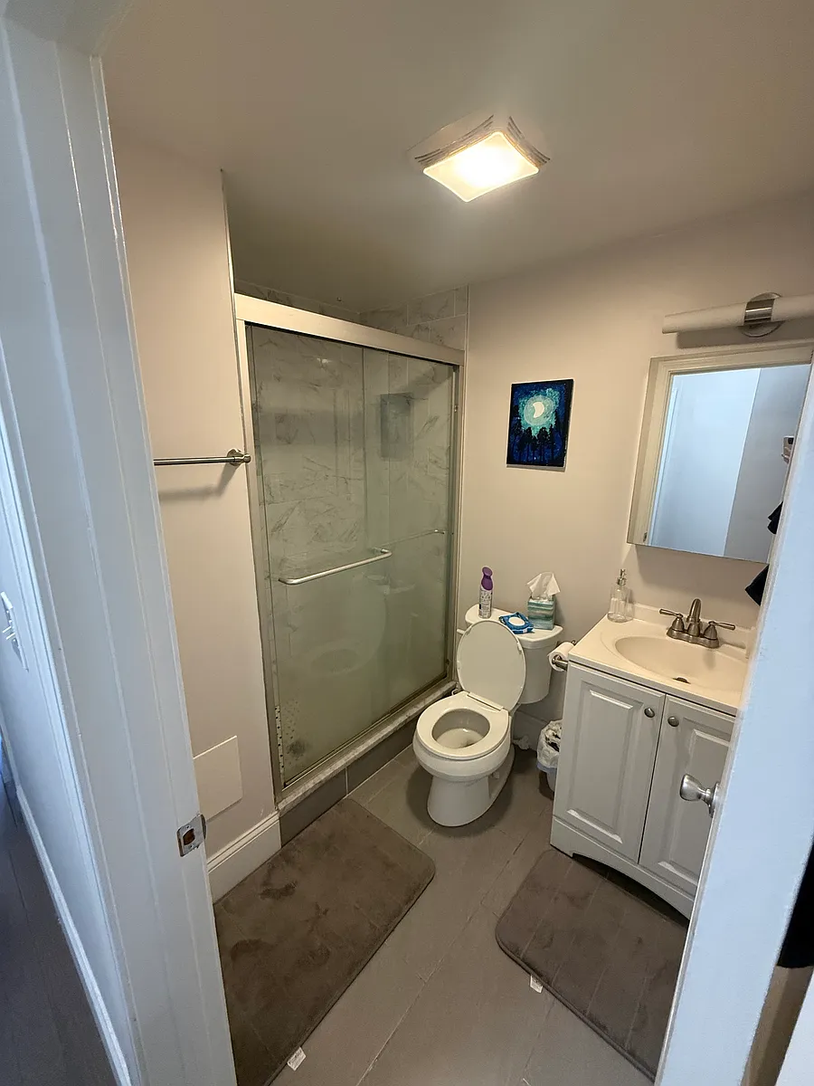 Building Photo - 42 Clearway St #1