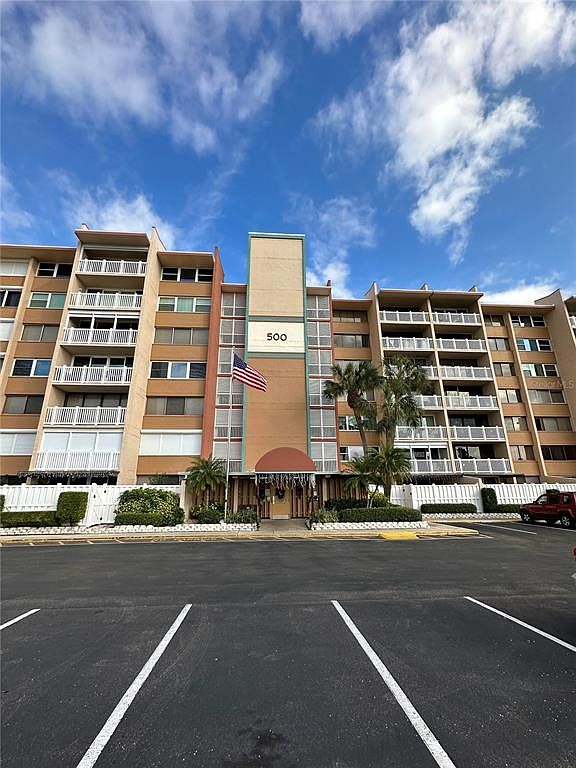 500 Treasure Island Cswy APT 502, Treasure Island, FL 33706 MLS 