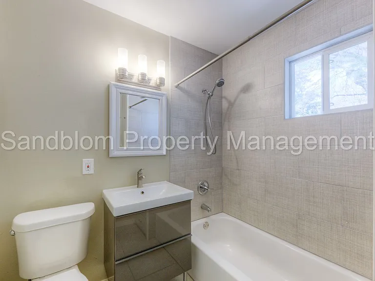3803 E 36th St S — Photo 18