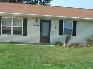 332 Harcourt Rd, Vermilion, OH 44089