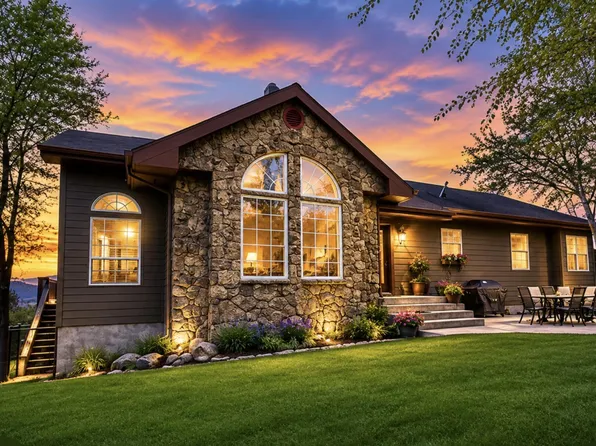 13351 Crystal Springs Rd, Klamath Falls, OR 97603
